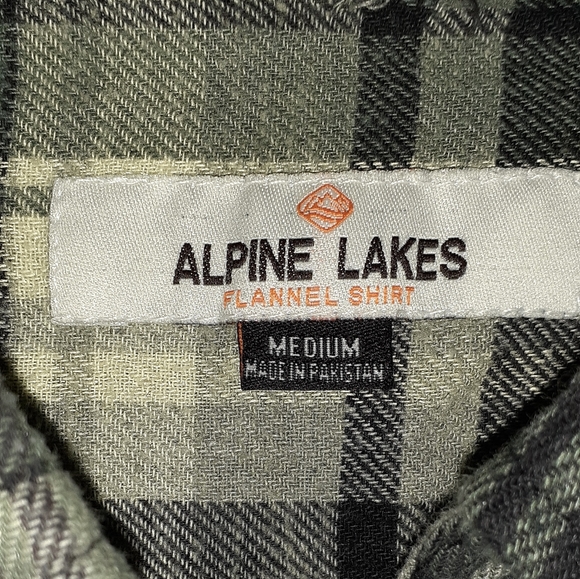 Alpine Lakes - Picture 3 of 5